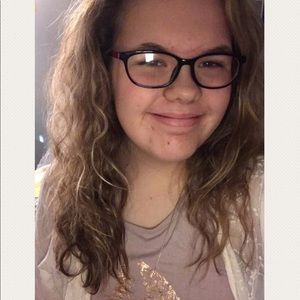 Meet your Posher, Logan